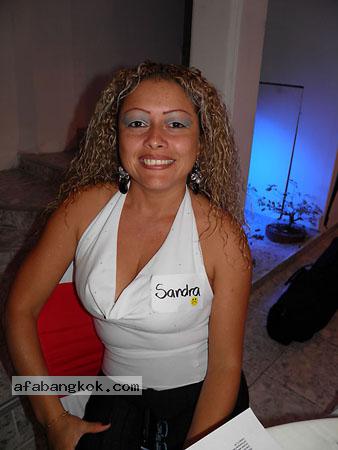 latino-girls-014